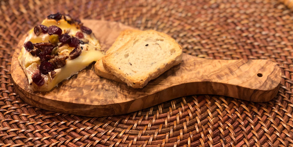 Olive Wood Cutting Board With Handle